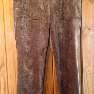 Beautiful holiday pants! Very stylish faux suede pant. Very warm and cozy.